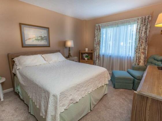 Sea Isles - Two Bedroom Condominium 1-C - Photo2