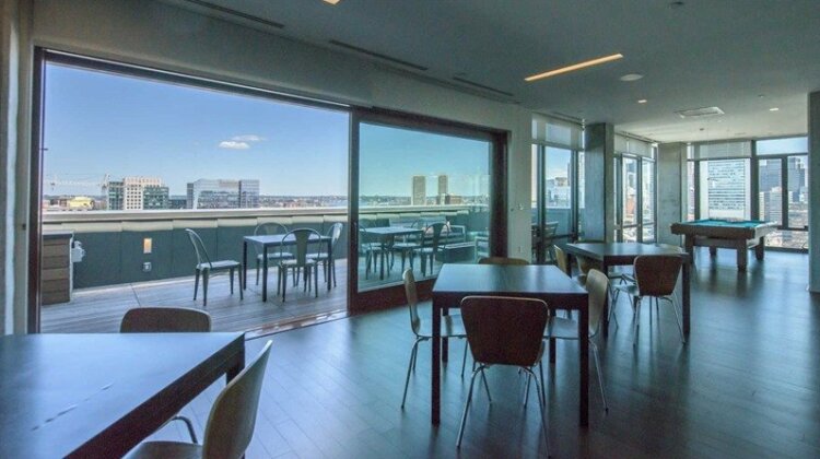 Global Luxury Suites at Seaport - Photo4