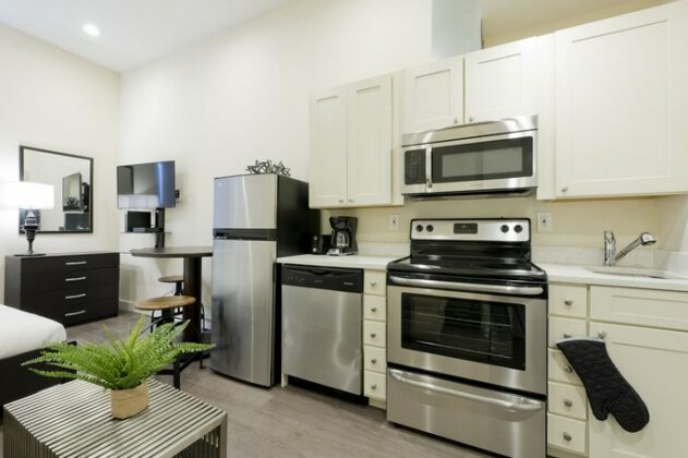 Lively Studio in Downtown Crossing by Sonder - Photo4