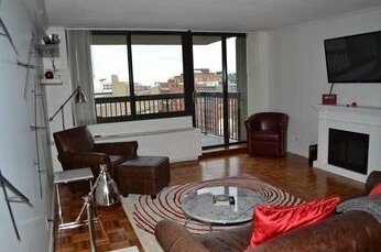West End Luxury One Bedroom Apartment by Spare Suite - Photo2
