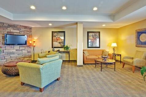 Candlewood Suites Bowling Green - Photo4