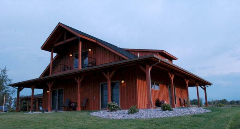 Gallatin River Lodge - Photo2