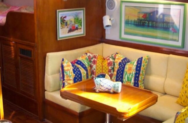 Dream Lover Boat and Breakfast - Photo3