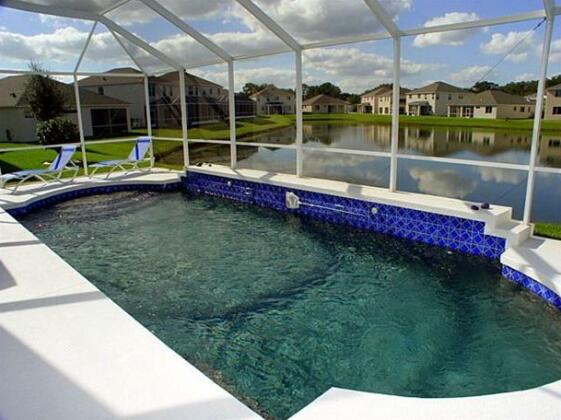 Sarasota & Bradenton Pool Homes - Photo2