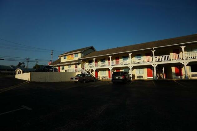 Homestead Motel - Photo2