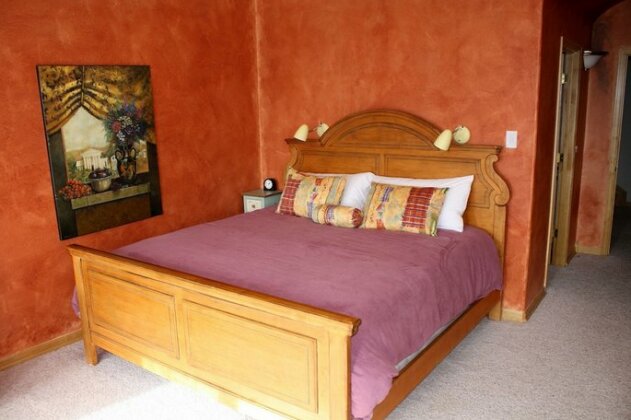 Charter Ridge 20 - Three Bedroom + Den Townhome - Photo5