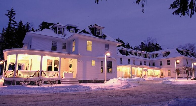 Omni Bretton Arms Inn at Mount Washington Resort - Photo2