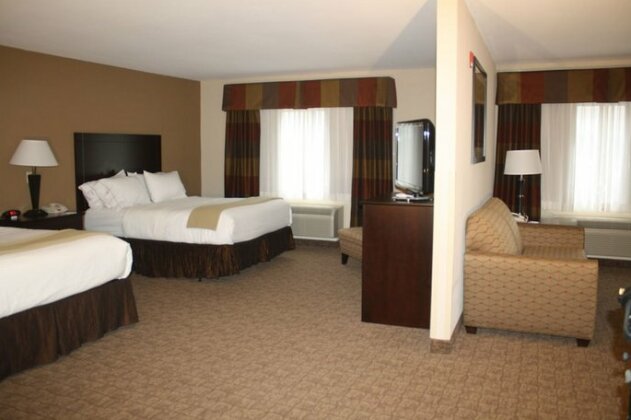 Holiday Inn Express & Suites Bridgeport - Photo4
