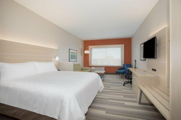 Holiday Inn Express & Suites - Denver NE - Brighton - Photo5