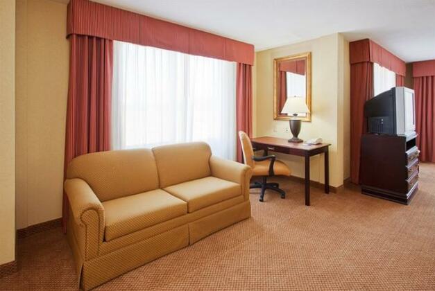 Holiday Inn Express & Suites Brookhaven - Photo3