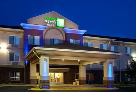 Holiday Inn Express Hotel & Suites Brookings - Photo2