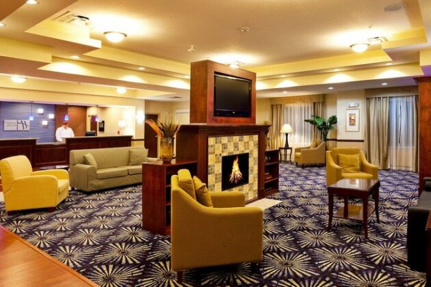 Holiday Inn Express Hotel & Suites Brooksville-I-75 - Photo3