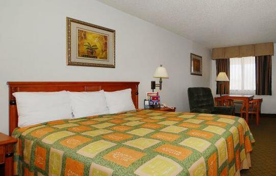 Best Western Caprock Inn - Photo3