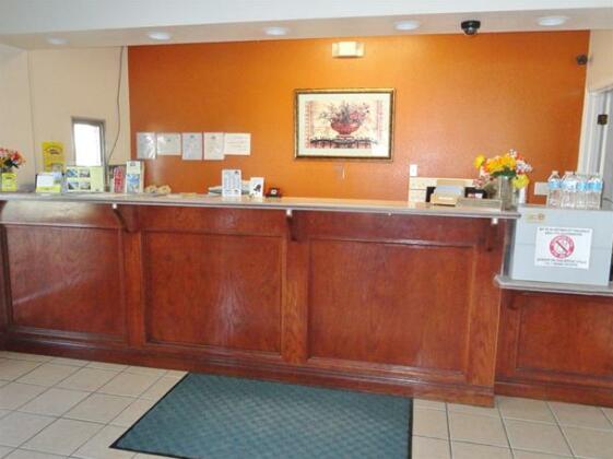 Americas Best Value Inn - Brownsville - Photo3