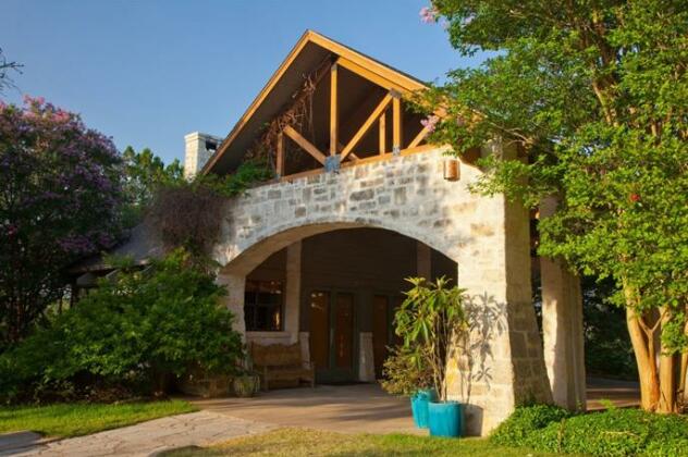 The Retreat at Balcones Springs - Photo2