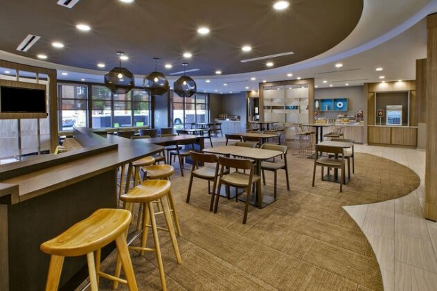 SpringHill Suites by Marriott Pittsburgh Butler/Centre City - Photo3
