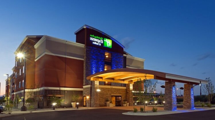 Holiday Inn Express Hotel & Suites Butte