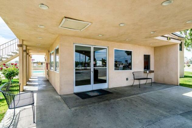 Motel 6 Buttonwillow Central - Photo5