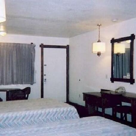 Budget Host Longhorn Motel - Photo5