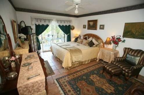 Hillcrest Bed and Breakfast - Photo5