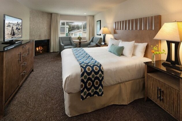Cambria Landing Inn and Suites - Photo5
