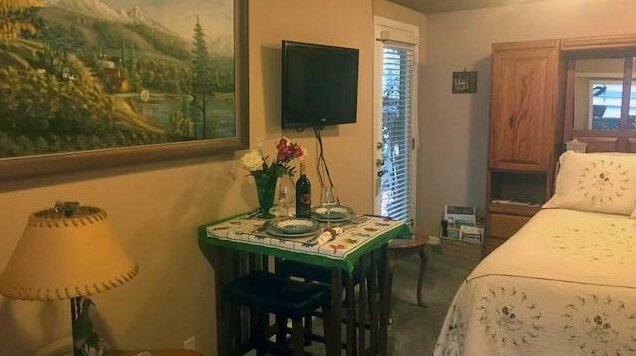 Her Castle Bed and Breakfast - Photo4