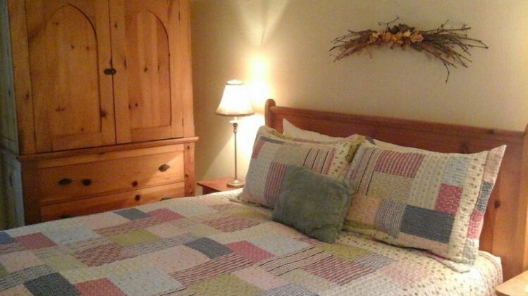 The Squibb Houses - Photo4