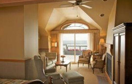 Stephanie Inn - Photo3