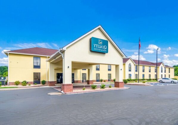 Econo Lodge Inn & Suites Canton - Photo2