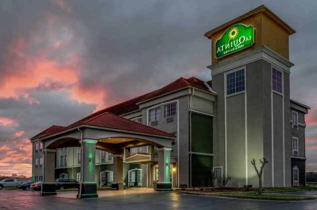 La Quinta Inn & Suites Canton Canton - Photo4