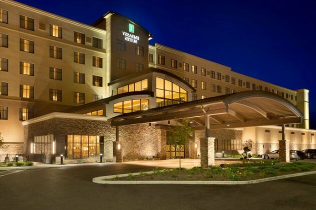 Embassy Suites by Hilton Akron Canton Airport - Photo2