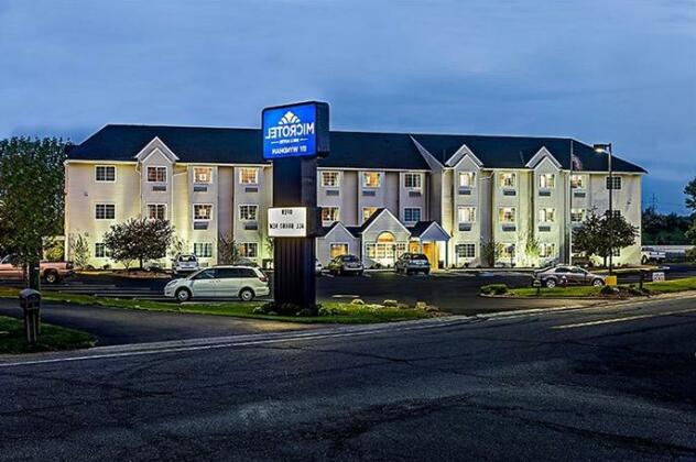 Microtel Inn and Suites North Canton