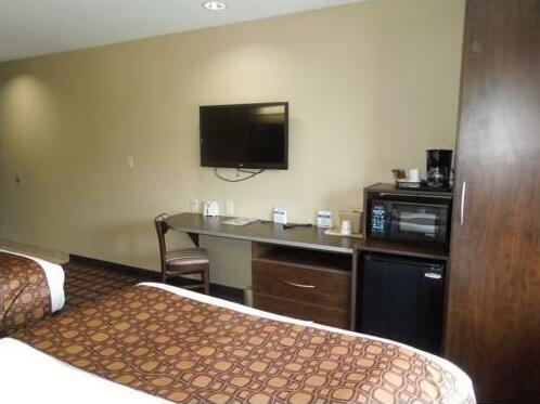 Microtel Inn and Suites North Canton - Photo5