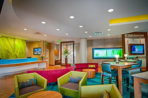 SpringHill Suites by Marriott Canton - Photo4