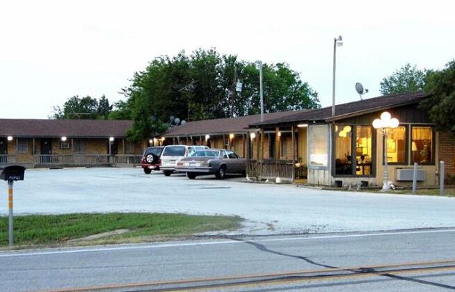 Interstate Motel - Photo2