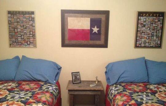 Lone Star Bed and Bath - Photo4