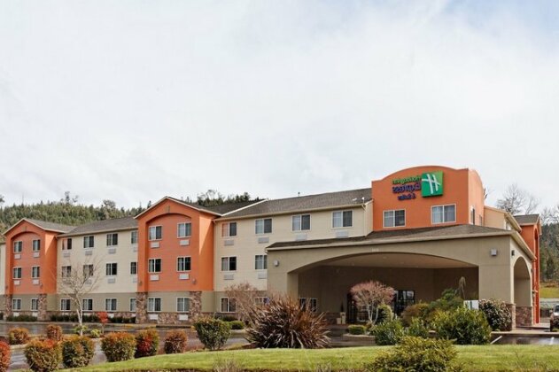 Holiday Inn Express & Suites Canyonville - Photo2