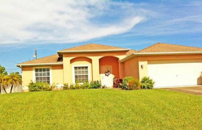 Cape Coral Bed & Breakfast