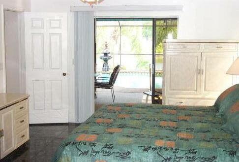 Vacation Homes Cape Coral - Photo5