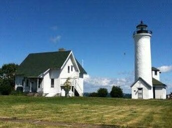 HI Tibbetts Point Lighthouse - Photo2