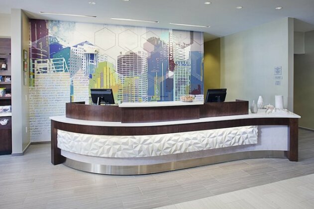 SpringHill Suites by Marriott Carle Place Garden City - Photo3
