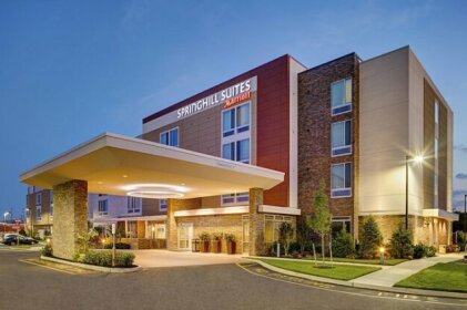 SpringHill Suites by Marriott Carle Place Garden City