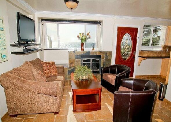 Carlsbad Oceanfront Home 2 - Photo3