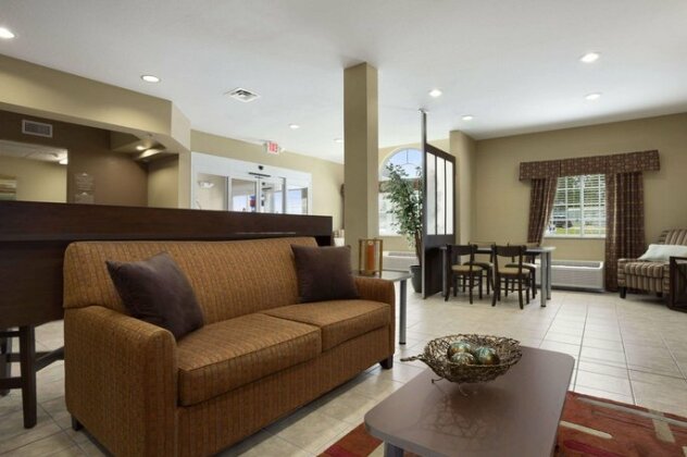 Microtel Inn and Suites Carrollton - Photo3