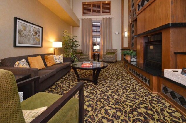 Hampton Inn & Suites Carson City - Photo3