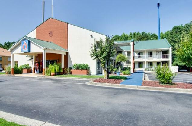 Motel 6 Cartersville GA - Photo2
