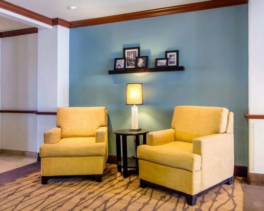 Sleep Inn & Suites Evansville - Photo4