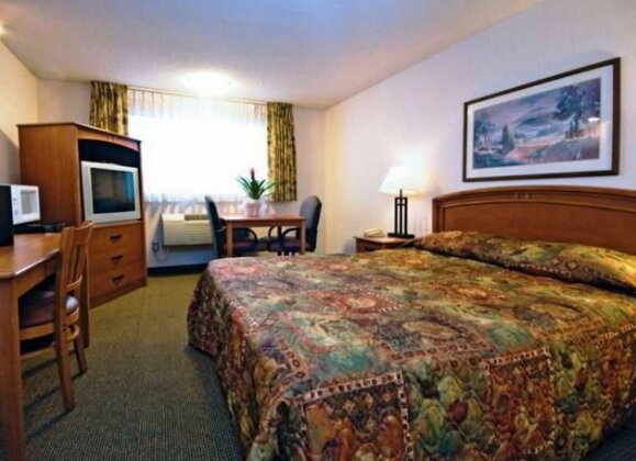 Super 8 by Wyndham Casper East Evansville - Photo2