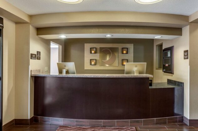 Comfort Inn and Suites Cave City - Photo3