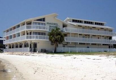 Cedar Cove Beach & Yacht Club